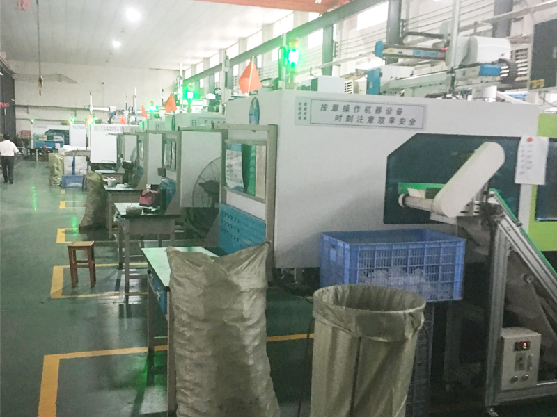 <strong>多面空心球自動(dòng)生產(chǎn)線(xiàn)</strong>